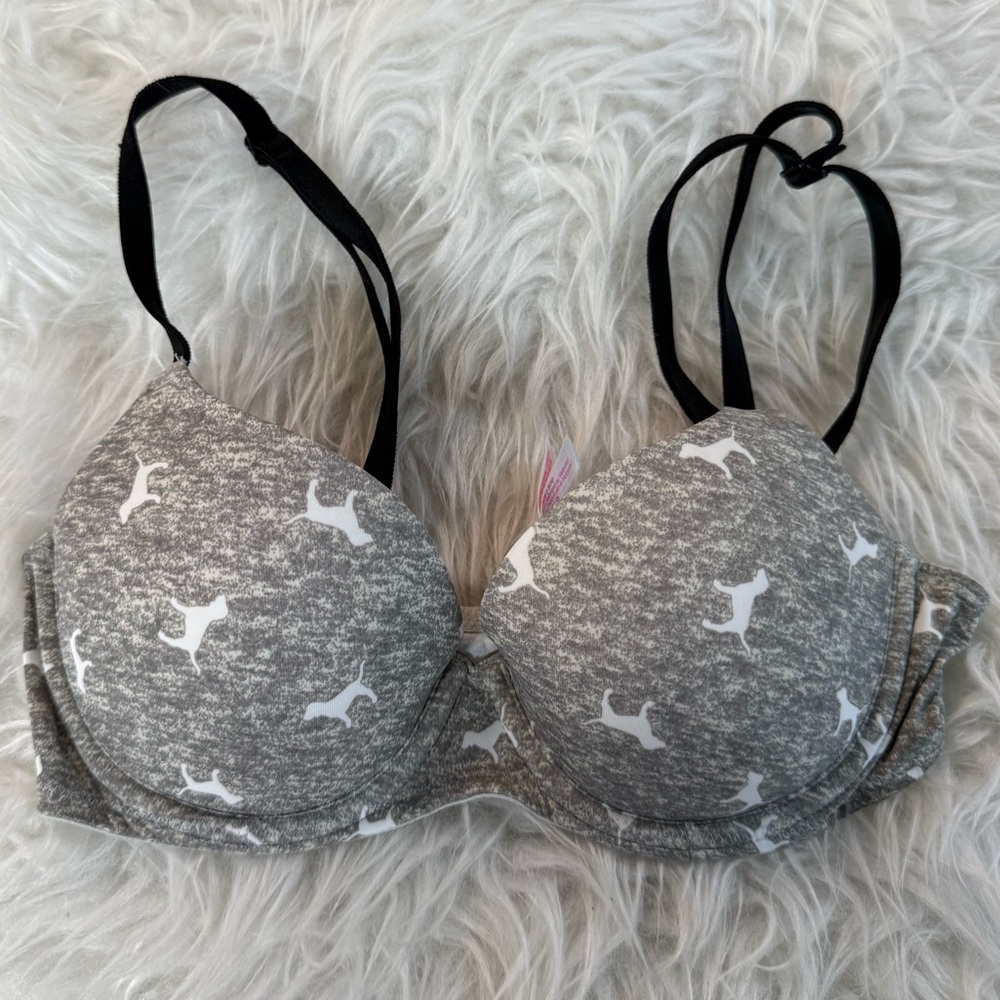 PINK Victoria's Secret Women’s Size 32 B Wear Everywhere Lightly Lined Bra
